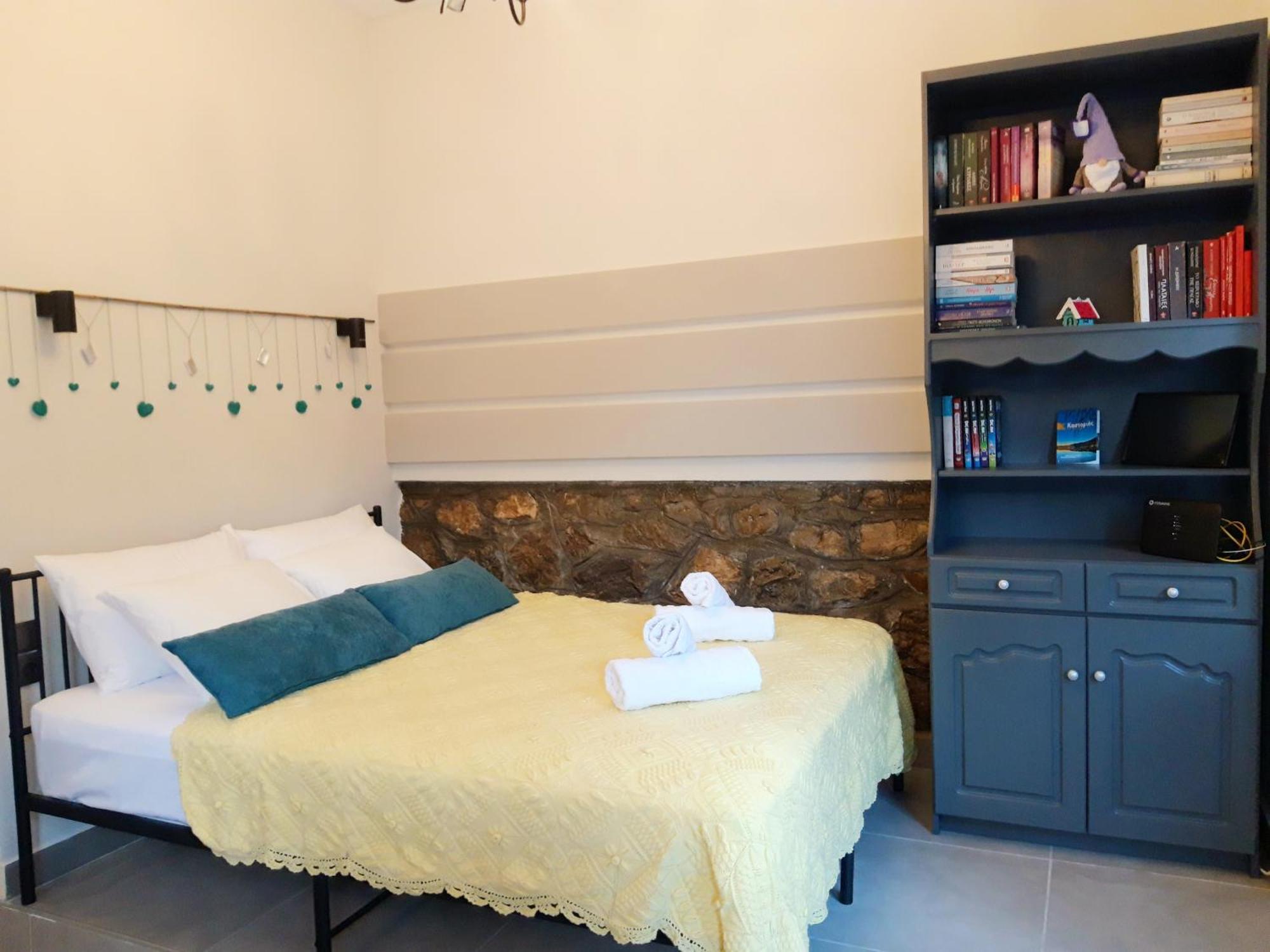 Appartement Kastoria Book House With Yard Extérieur photo
